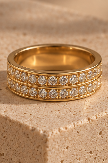 NOVA — La Bague pavée